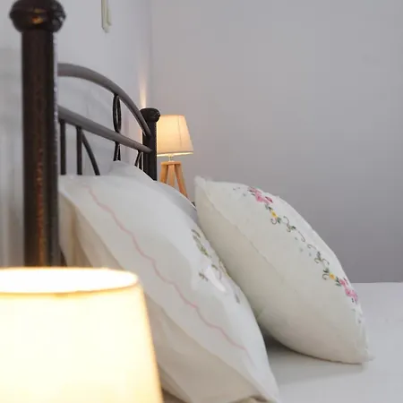 αυτονομη κατοικια κληματαρια דירה