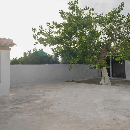 αυτονομη κατοικια κληματαρια Nea Tirins