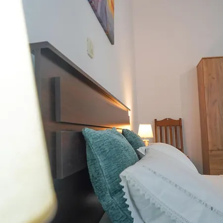 דירה αυτονομη κατοικια κληματαρια