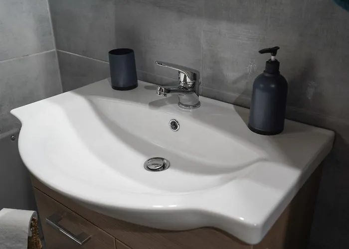 αυτονομη κατοικια κληματαρια Lägenhet *